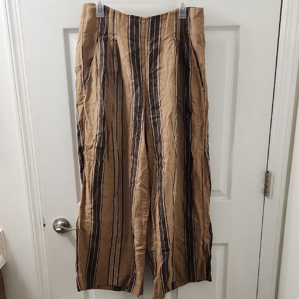 Banana Republic Tan and Black Striped Pants